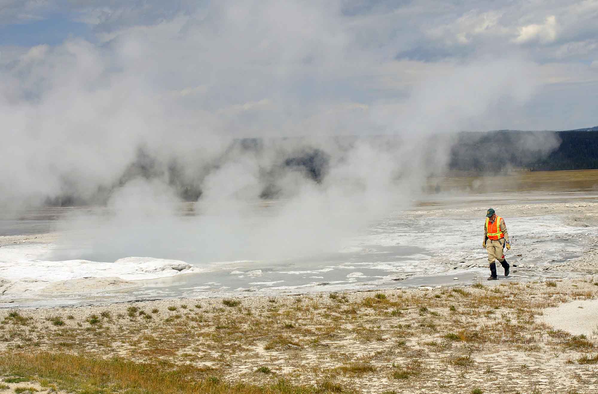 Yellowstone National Park Workers Vote to Unionize